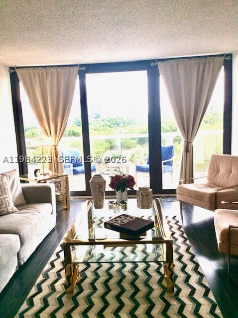3701 N Country Club Dr #504, Aventura FL 33180