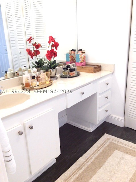 3701 N Country Club Dr #504, Aventura FL 33180