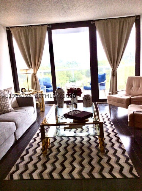 3701 N Country Club Dr #504, Aventura FL 33180