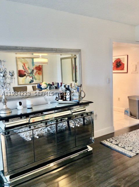 3701 N Country Club Dr #504, Aventura FL 33180