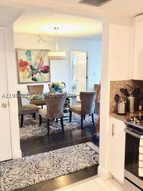 3701 N Country Club Dr #504, Aventura FL 33180