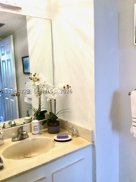 3701 N Country Club Dr #504, Aventura FL 33180