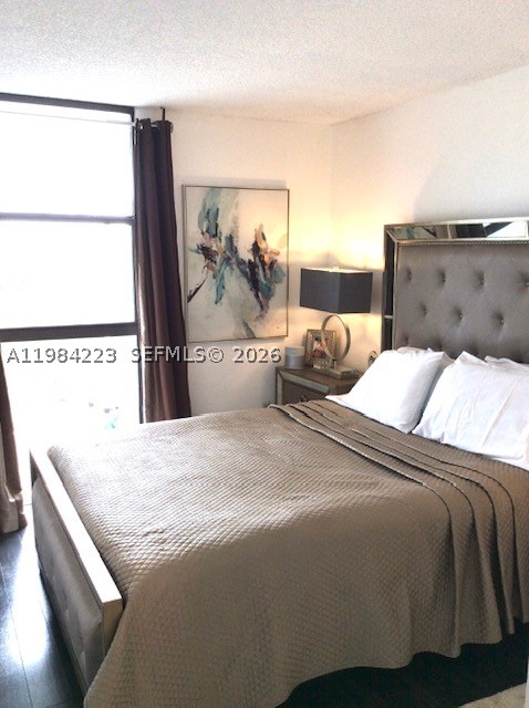 3701 N Country Club Dr #504, Aventura FL 33180