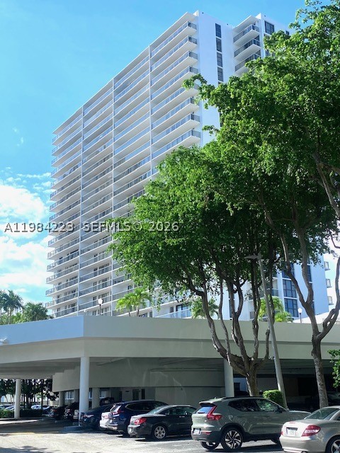 3701 N Country Club Dr #504, Aventura FL 33180