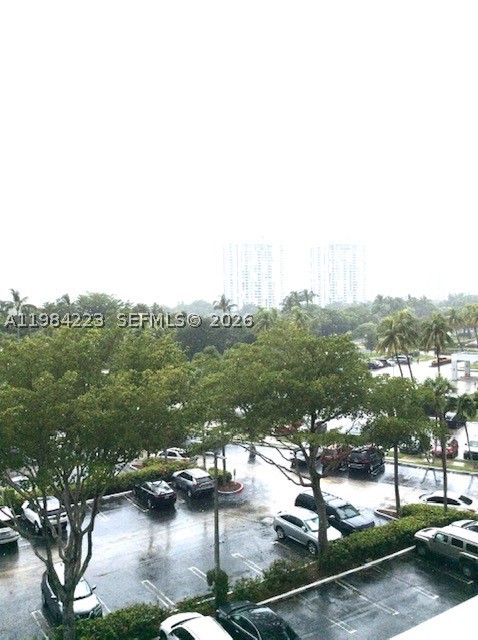 3701 N Country Club Dr #504, Aventura FL 33180