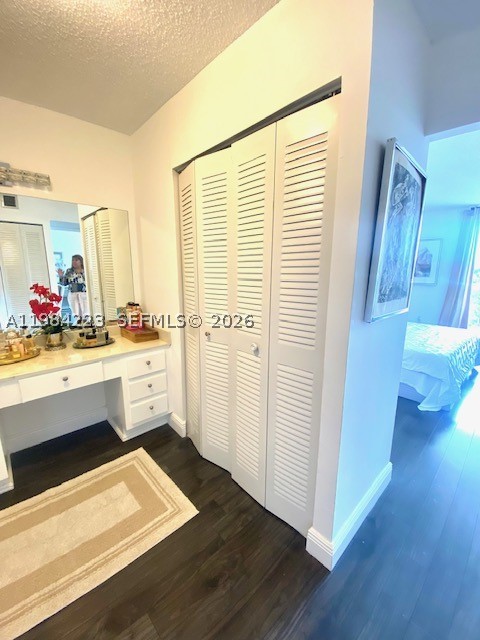 3701 N Country Club Dr #504, Aventura FL 33180