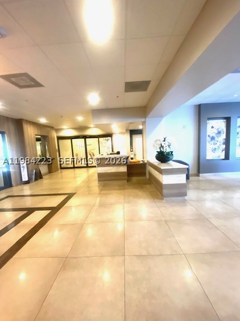 3701 N Country Club Dr #504, Aventura FL 33180