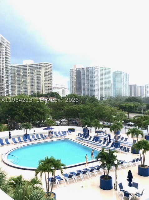 3701 N Country Club Dr #504, Aventura FL 33180