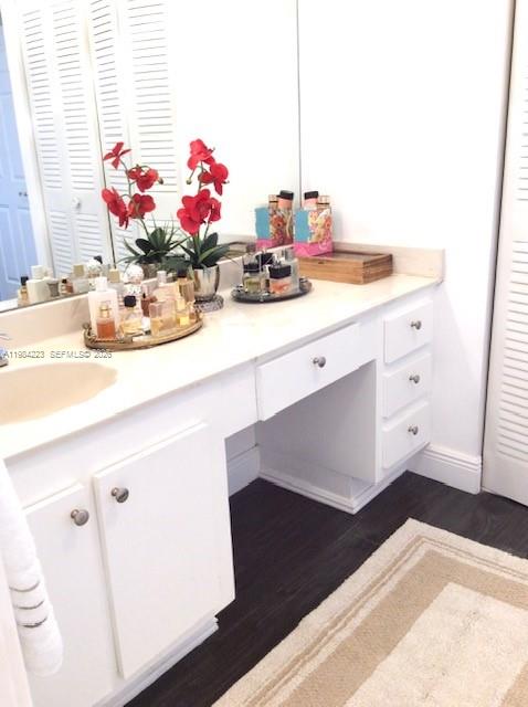 3701 N Country Club Dr #504, Aventura FL 33180