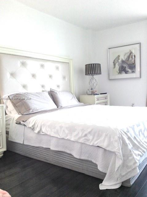 3701 N Country Club Dr #504, Aventura FL 33180