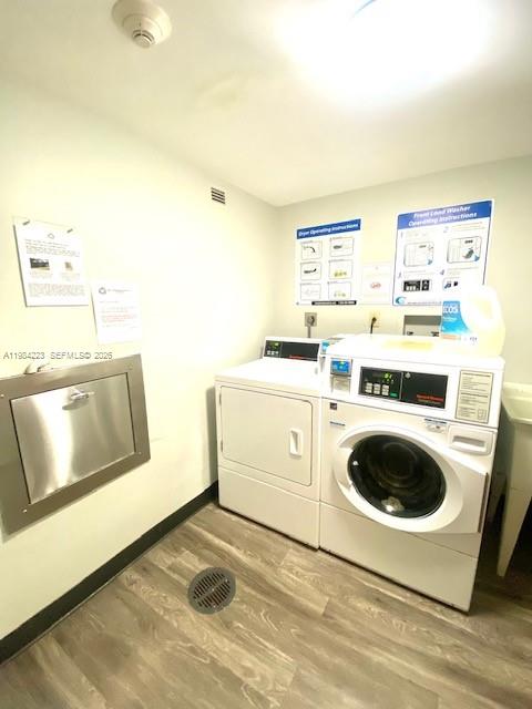 3701 N Country Club Dr #504, Aventura FL 33180