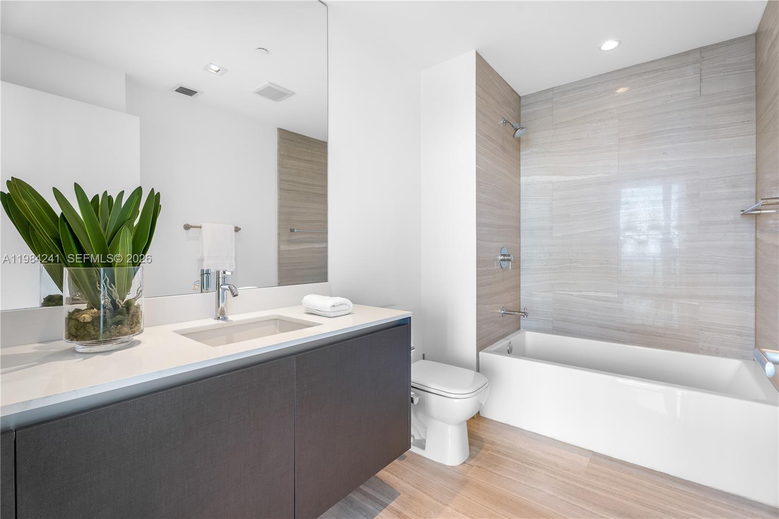 1451 Brickell Ave #2703, Miami FL 33131