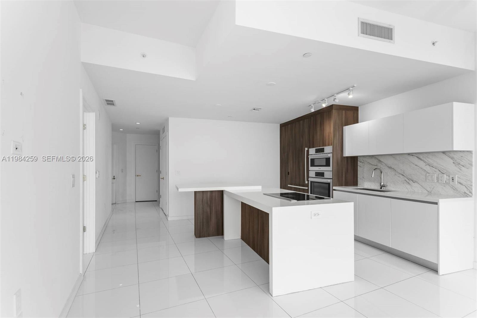 851 NE 1st Ave #3010, Miami FL 33132