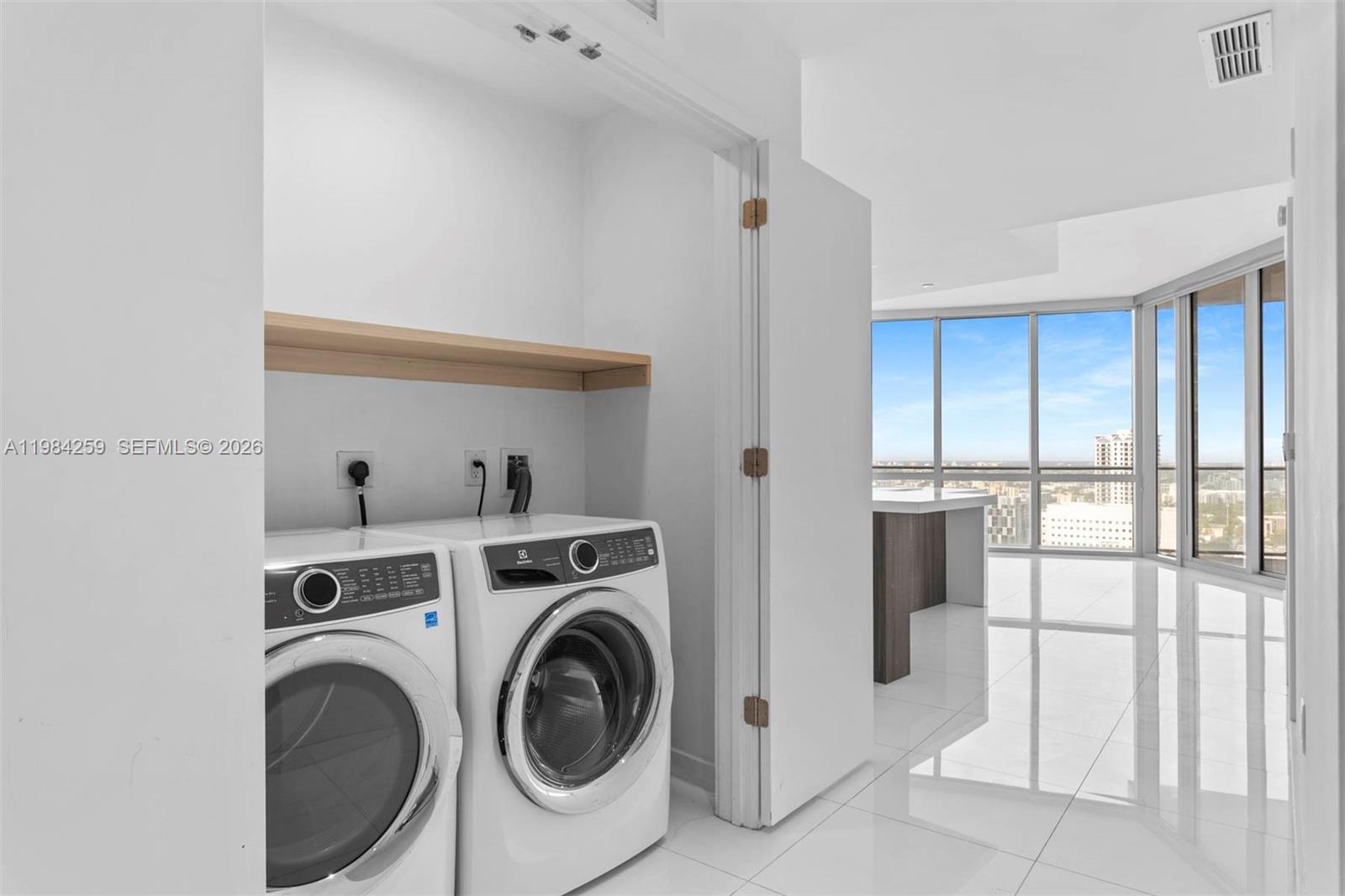 851 NE 1st Ave #3010, Miami FL 33132