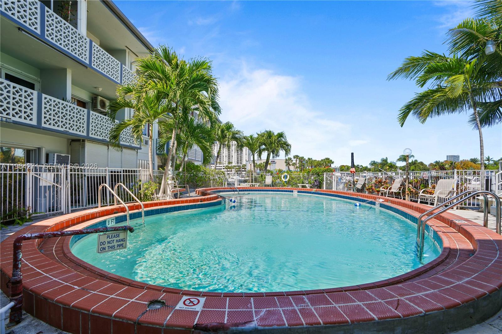 13105 Ixora Ct #215, North Miami FL 33181