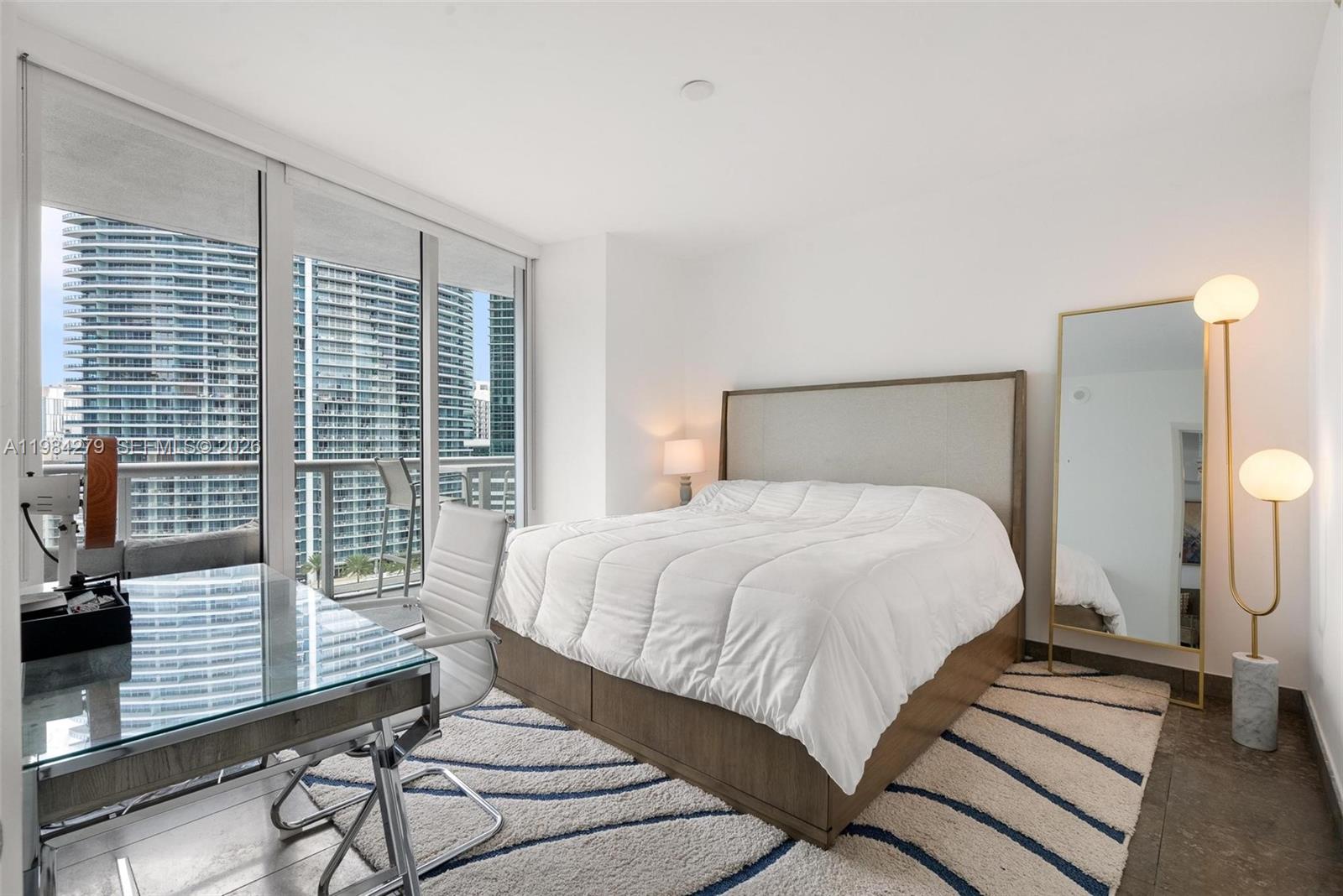 465 Brickell Ave #2604, Miami FL 33131