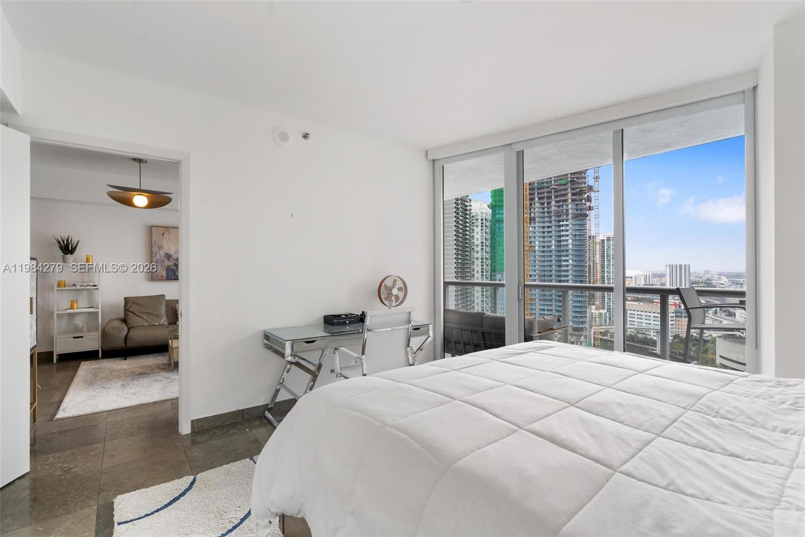 465 Brickell Ave #2604, Miami FL 33131