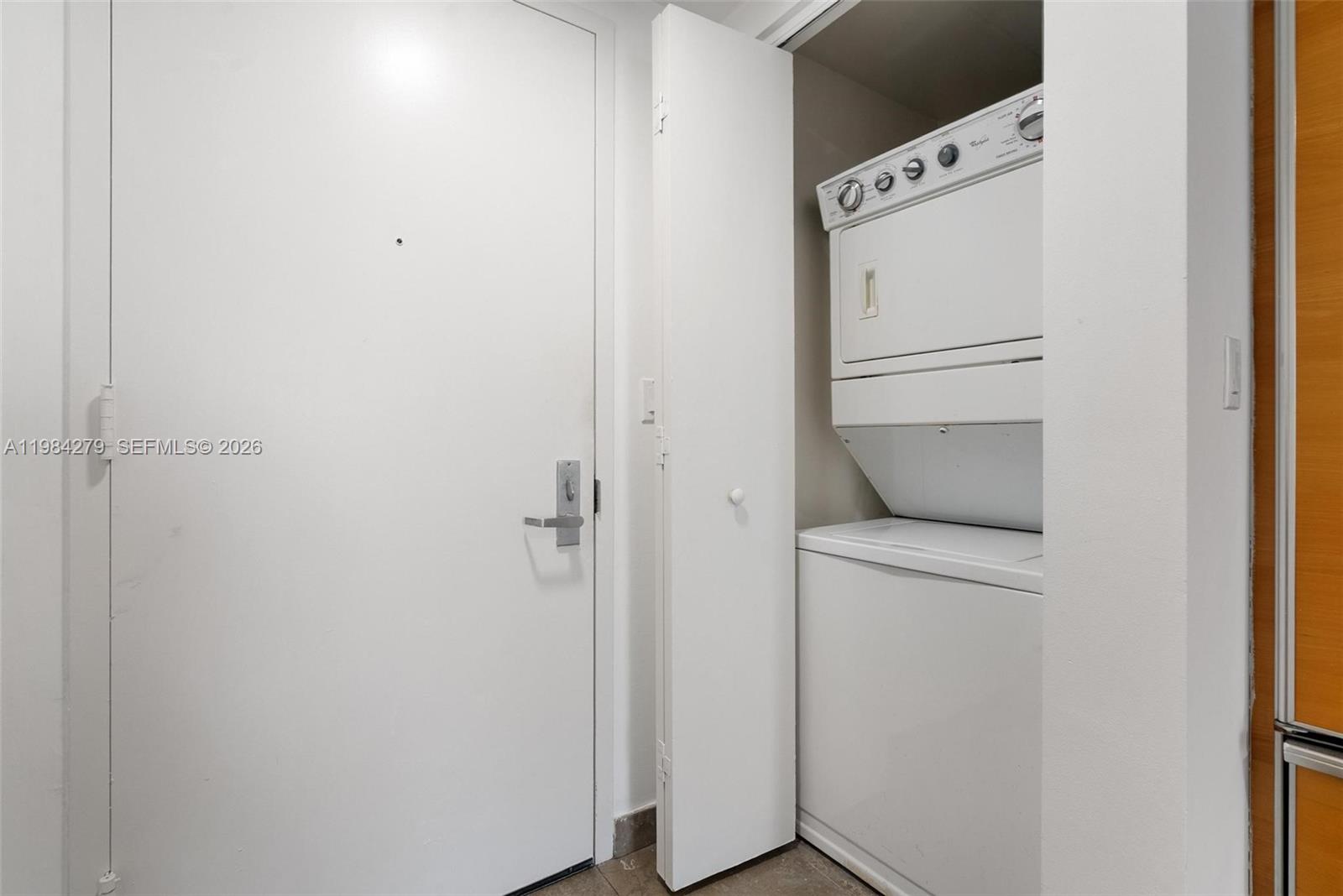 465 Brickell Ave #2604, Miami FL 33131