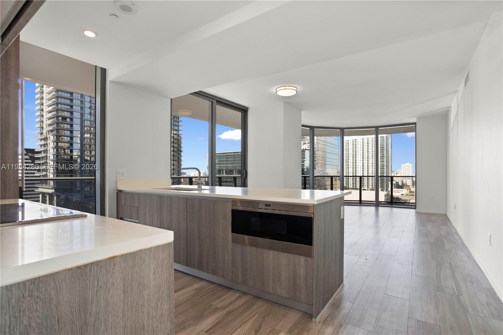 801 S Miami Ave #1609, Miami FL 33130