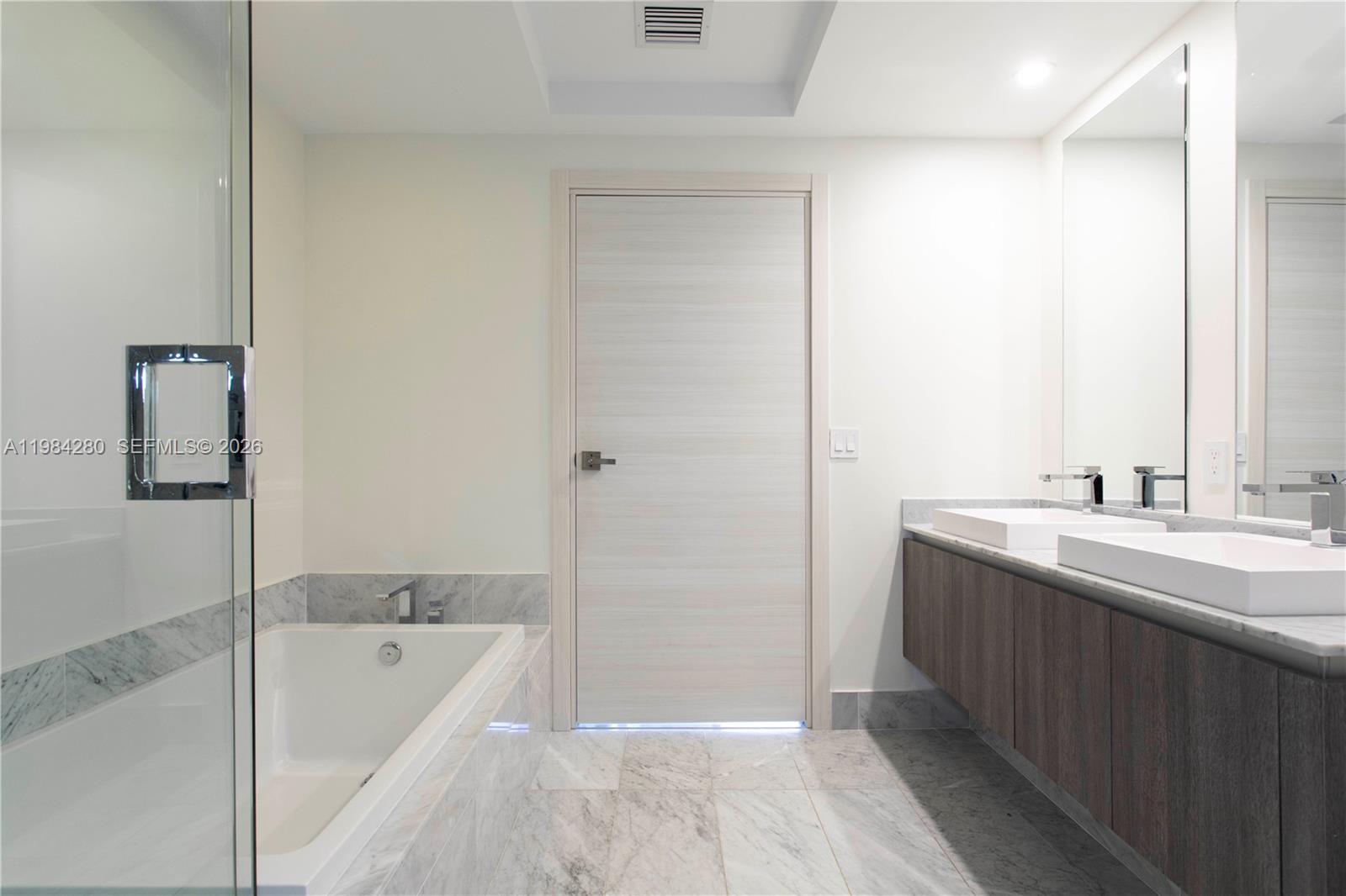 801 S Miami Ave #1609, Miami FL 33130