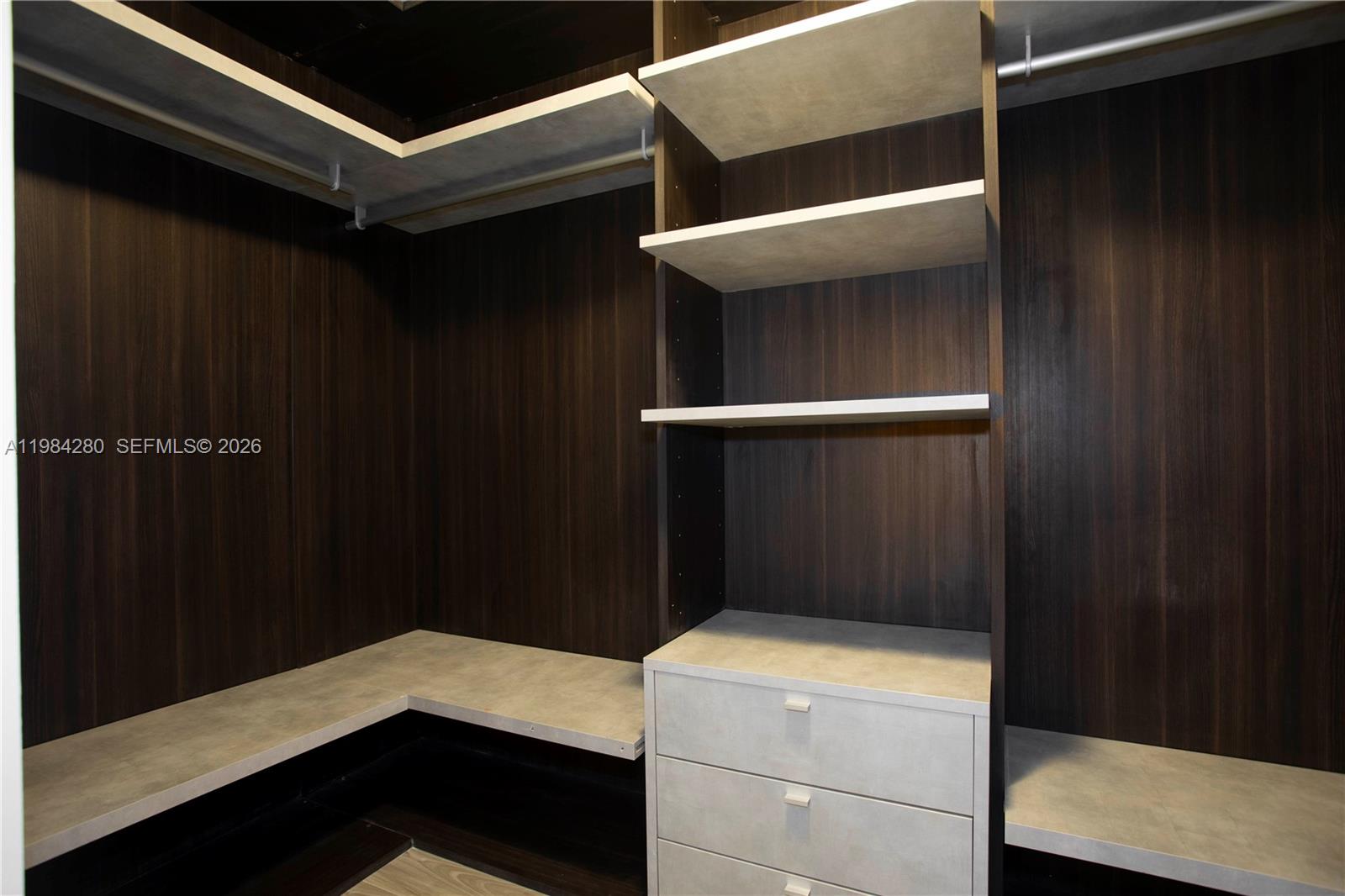 801 S Miami Ave #1609, Miami FL 33130