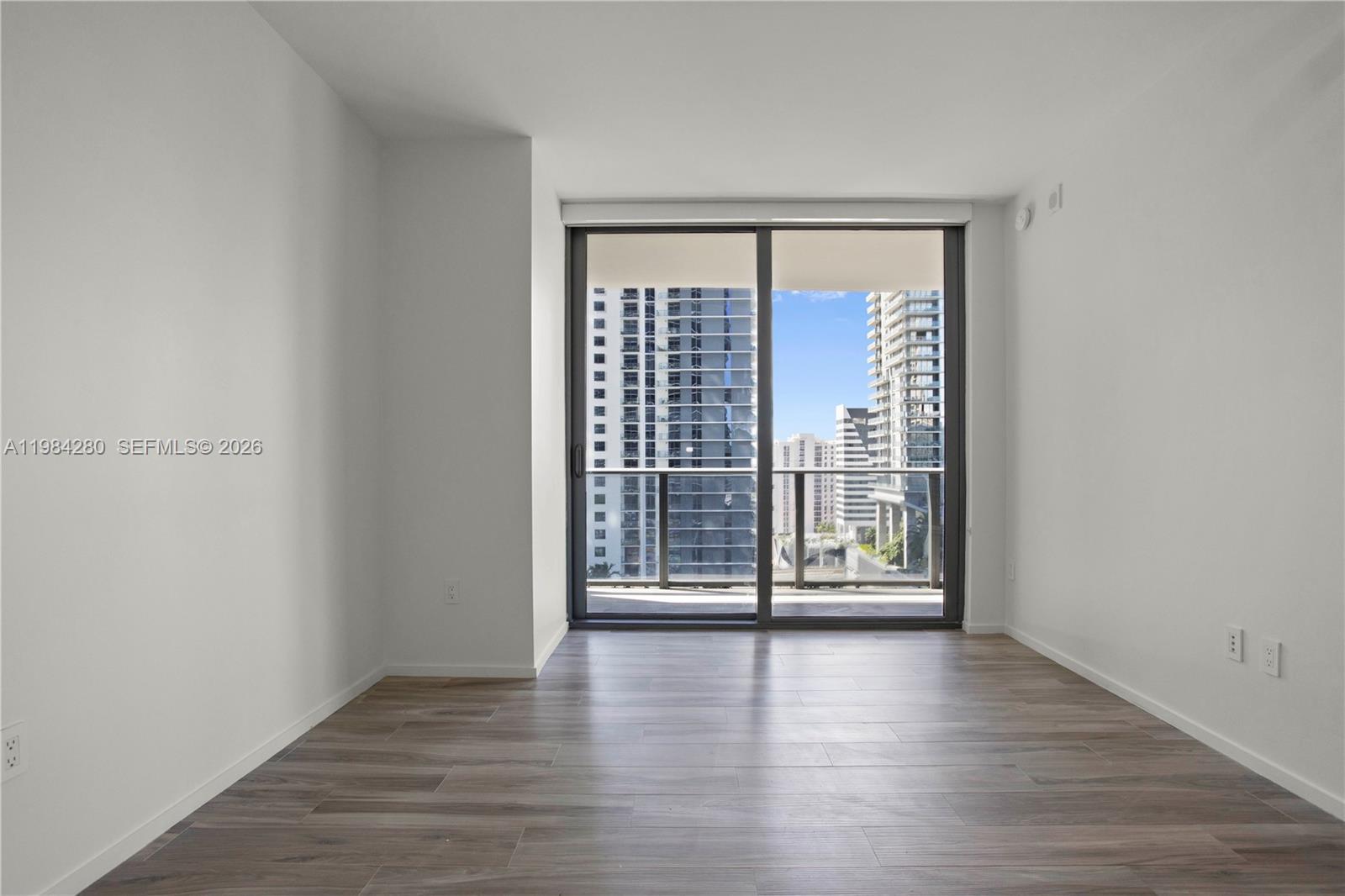 801 S Miami Ave #1609, Miami FL 33130