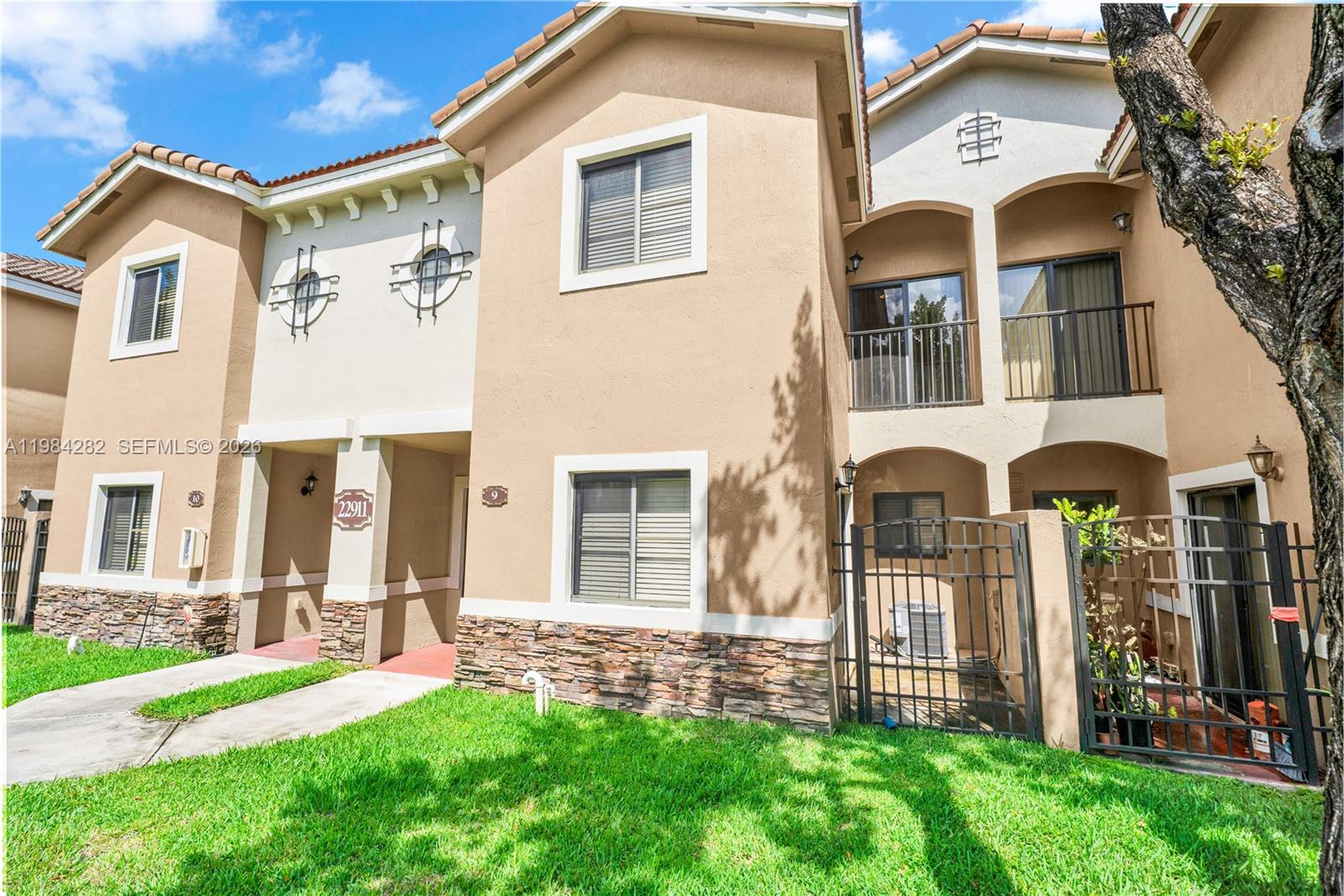22911 SW 88th Pl #9-21, Cutler Bay FL 33190