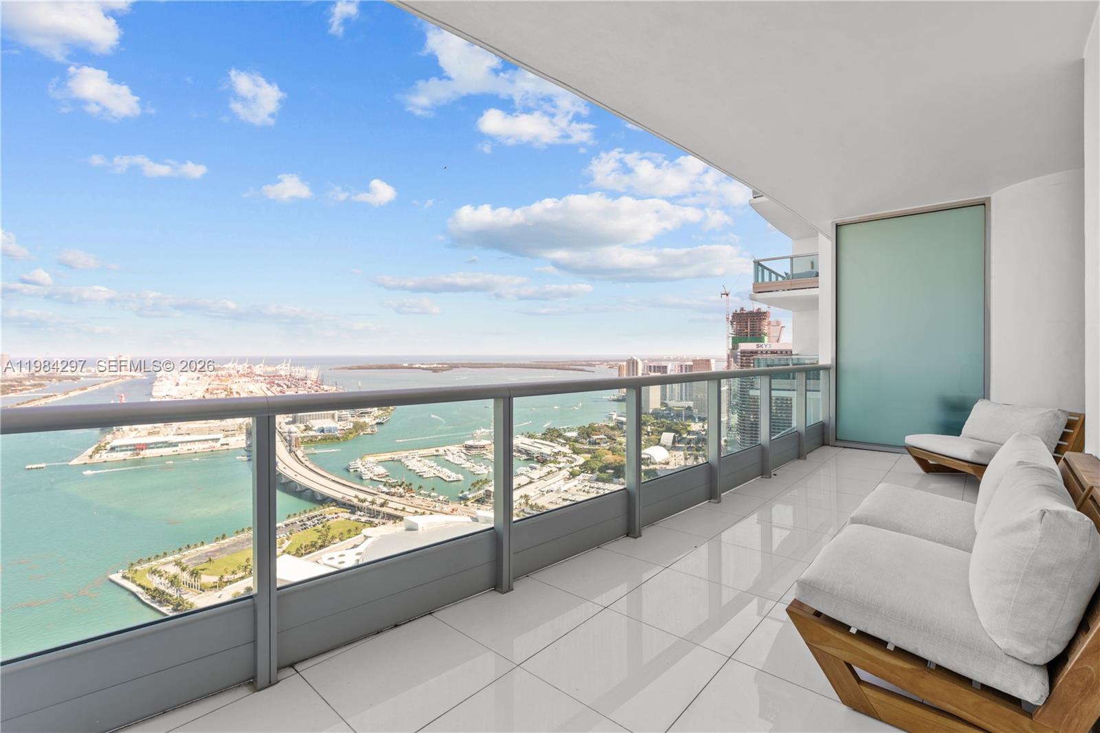 900 Biscayne Blvd #5602, Miami FL 33132