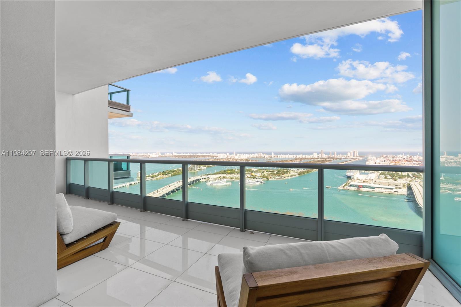 900 Biscayne Blvd #5602, Miami FL 33132