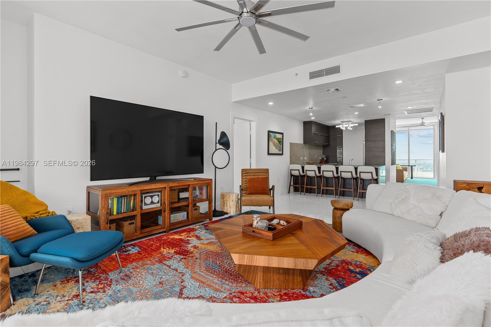 900 Biscayne Blvd #5602, Miami FL 33132