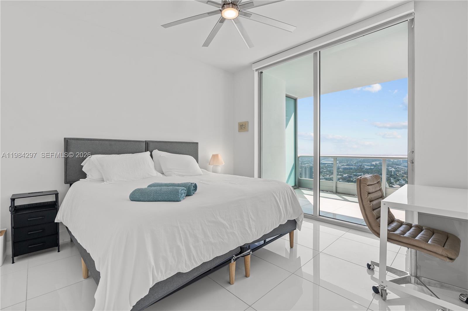 900 Biscayne Blvd #5602, Miami FL 33132