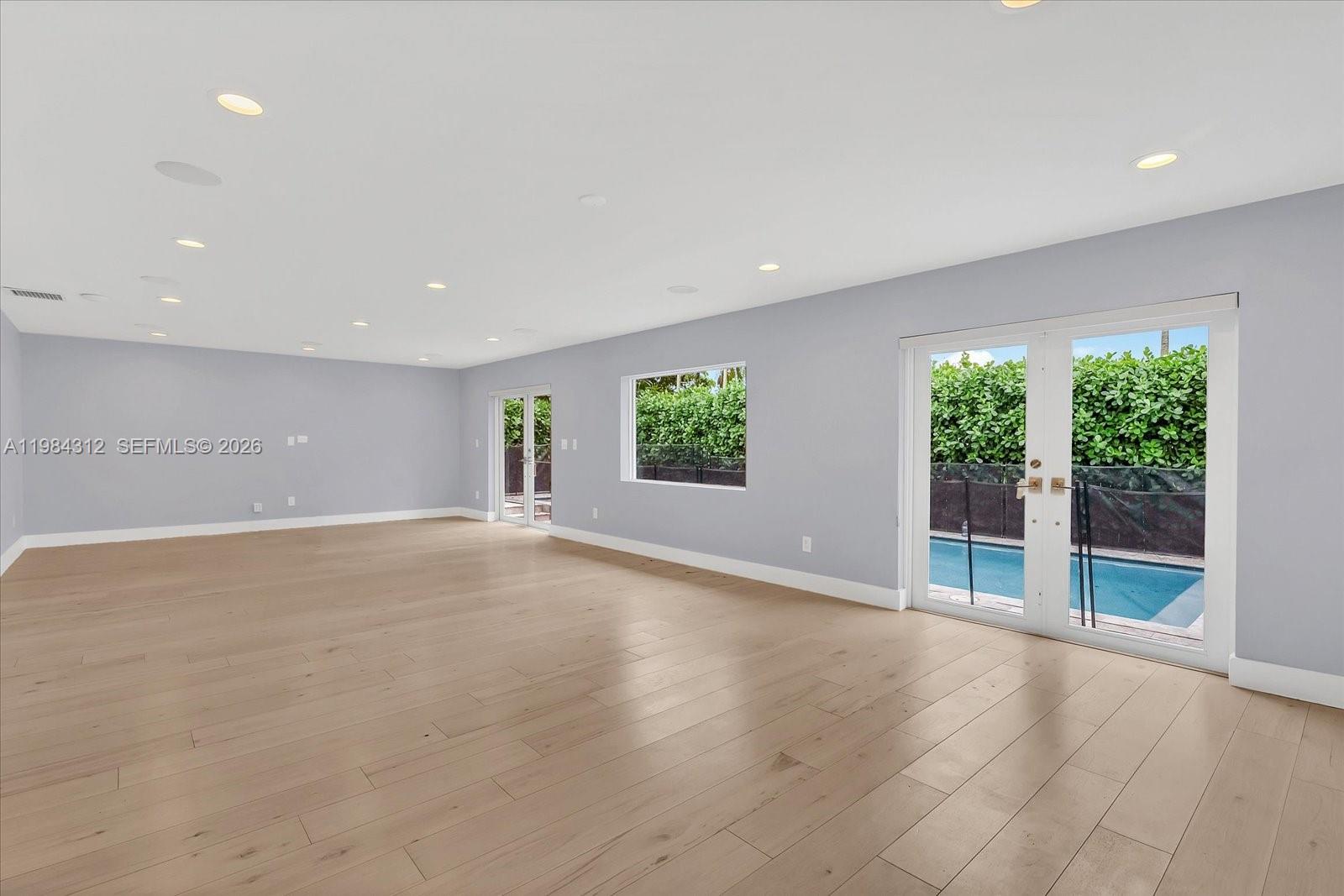 10330 SW 51st St, Miami FL 33165
