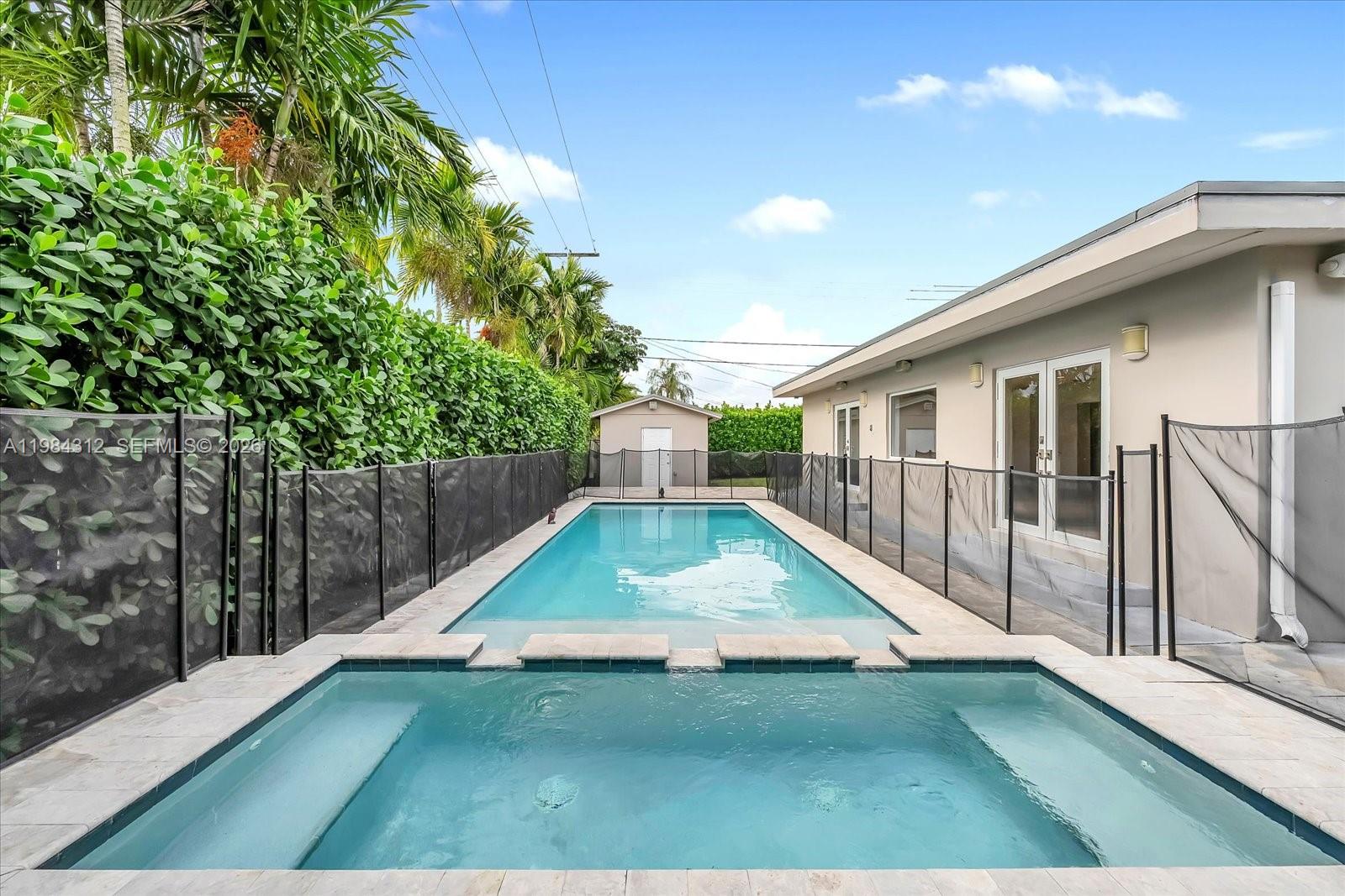 10330 SW 51st St, Miami FL 33165