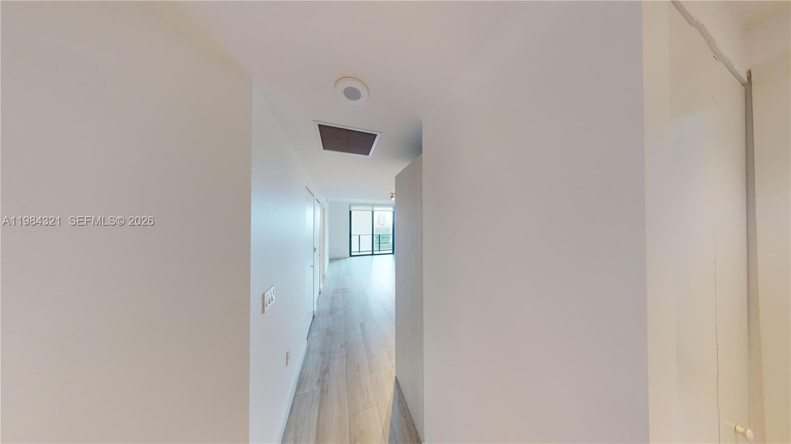 55 SW 9th St #2010, Miami FL 33130