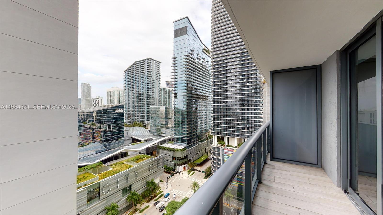 55 SW 9th St #2010, Miami FL 33130