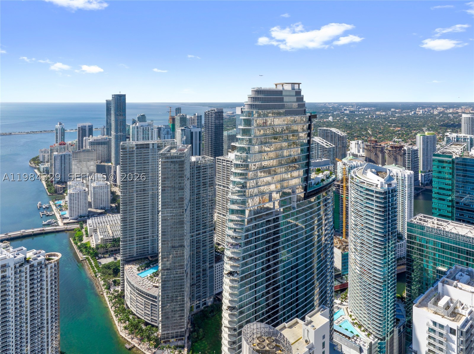 300 Biscayne Boulevard Way #2601E, Miami FL 33131