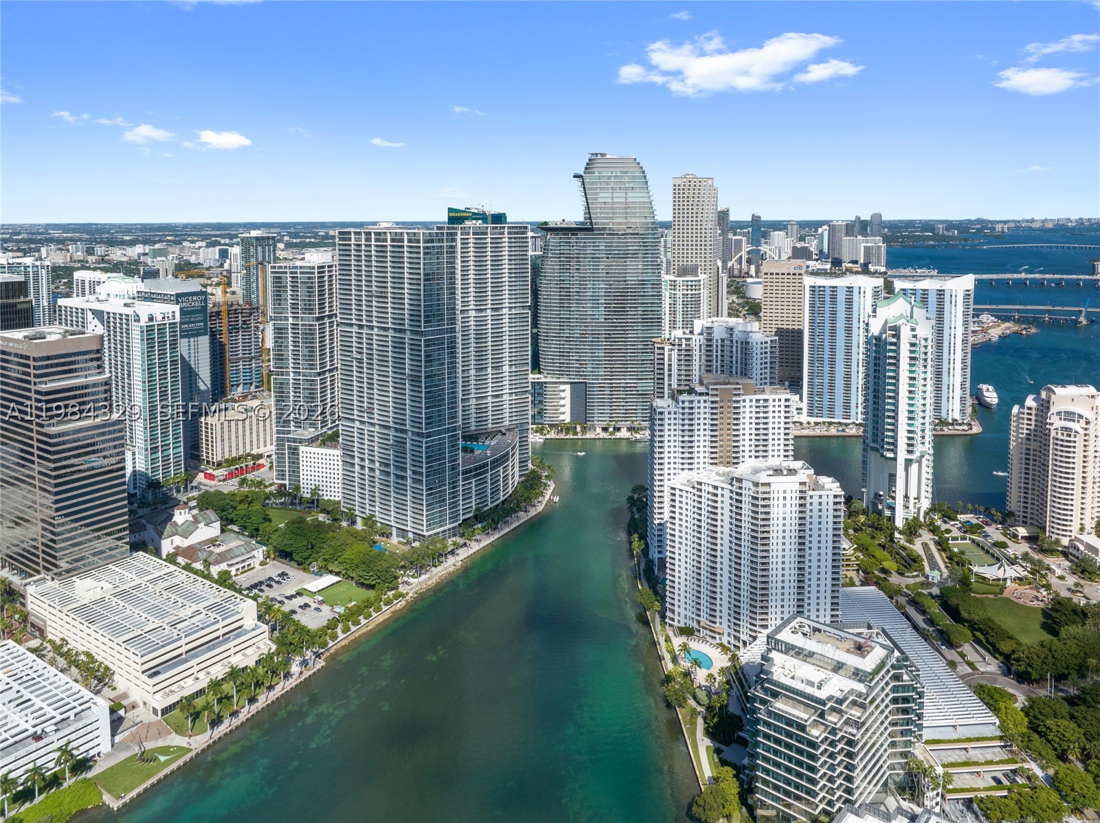 300 Biscayne Boulevard Way #2601E, Miami FL 33131