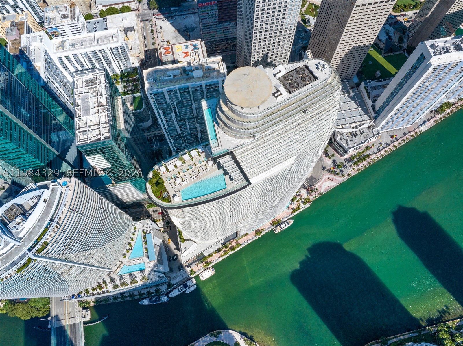 300 Biscayne Boulevard Way #2601E, Miami FL 33131