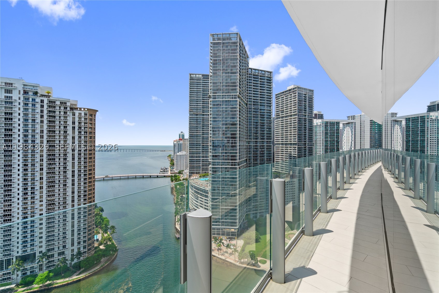 300 Biscayne Boulevard Way #2601E, Miami FL 33131