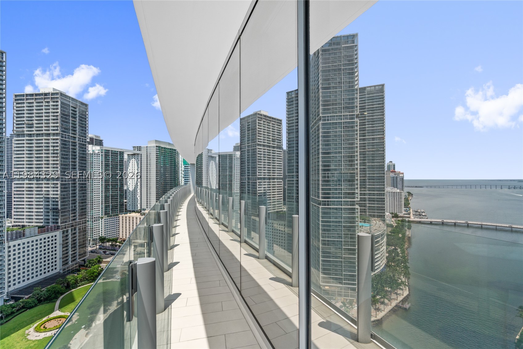 300 Biscayne Boulevard Way #2601E, Miami FL 33131
