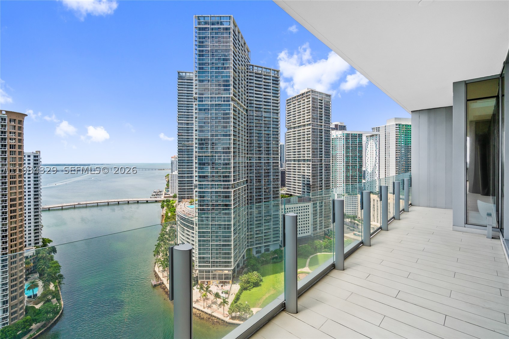 300 Biscayne Boulevard Way #2601E, Miami FL 33131