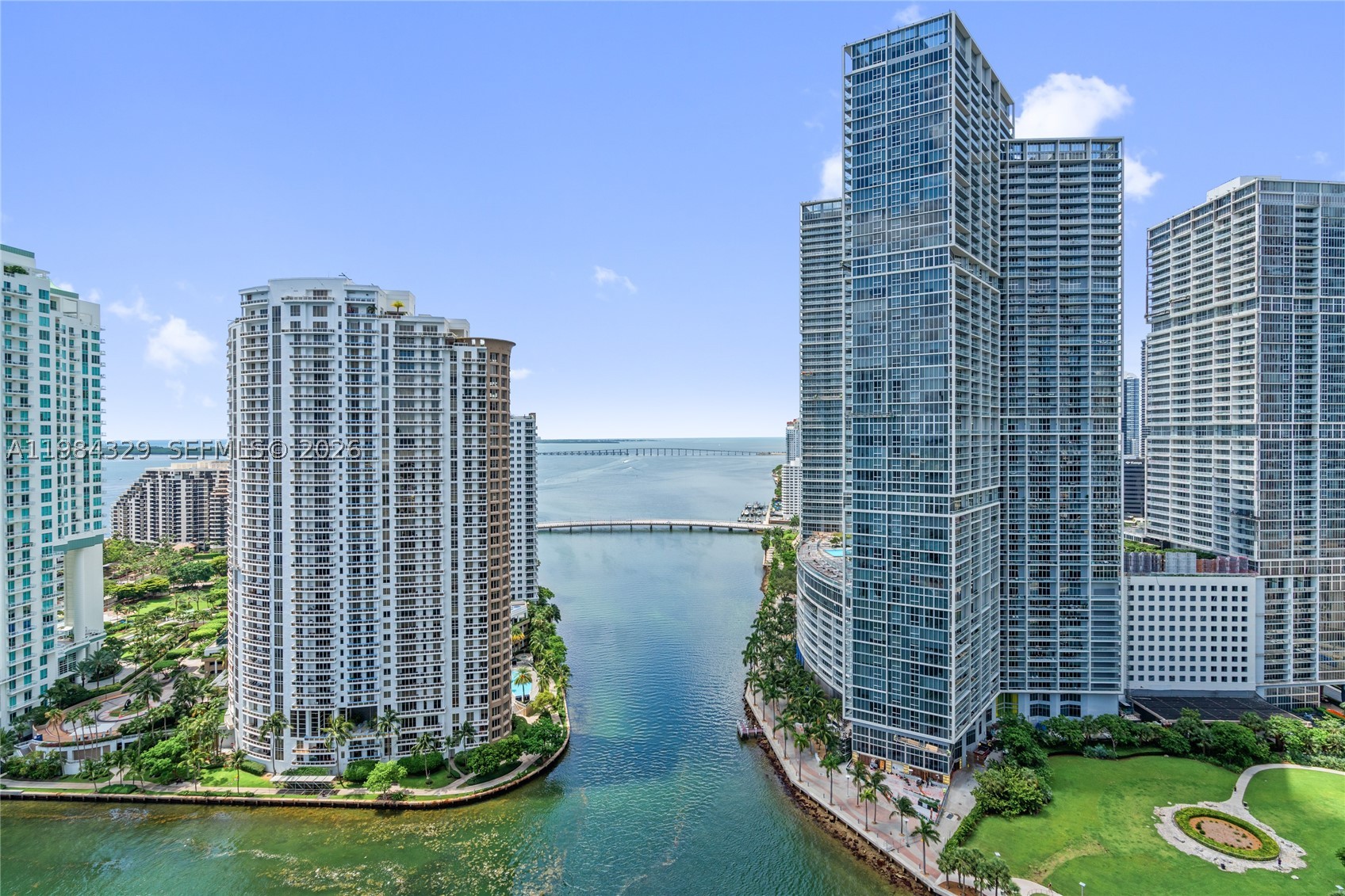 300 Biscayne Boulevard Way #2601E, Miami FL 33131