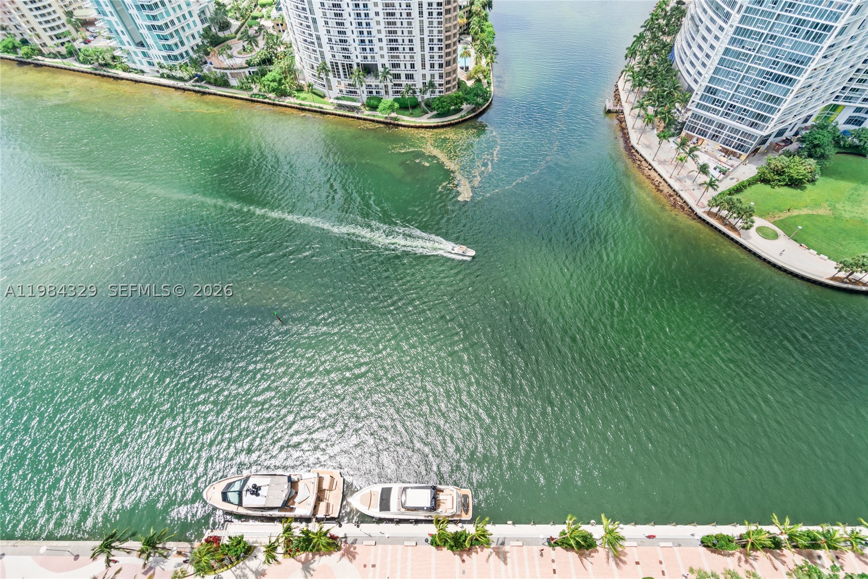 300 Biscayne Boulevard Way #2601E, Miami FL 33131