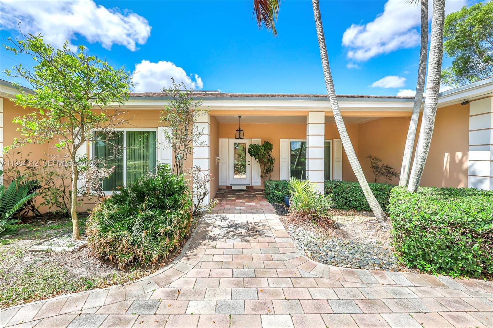 1800 Miami Springs Ave, Miami Springs FL 33166