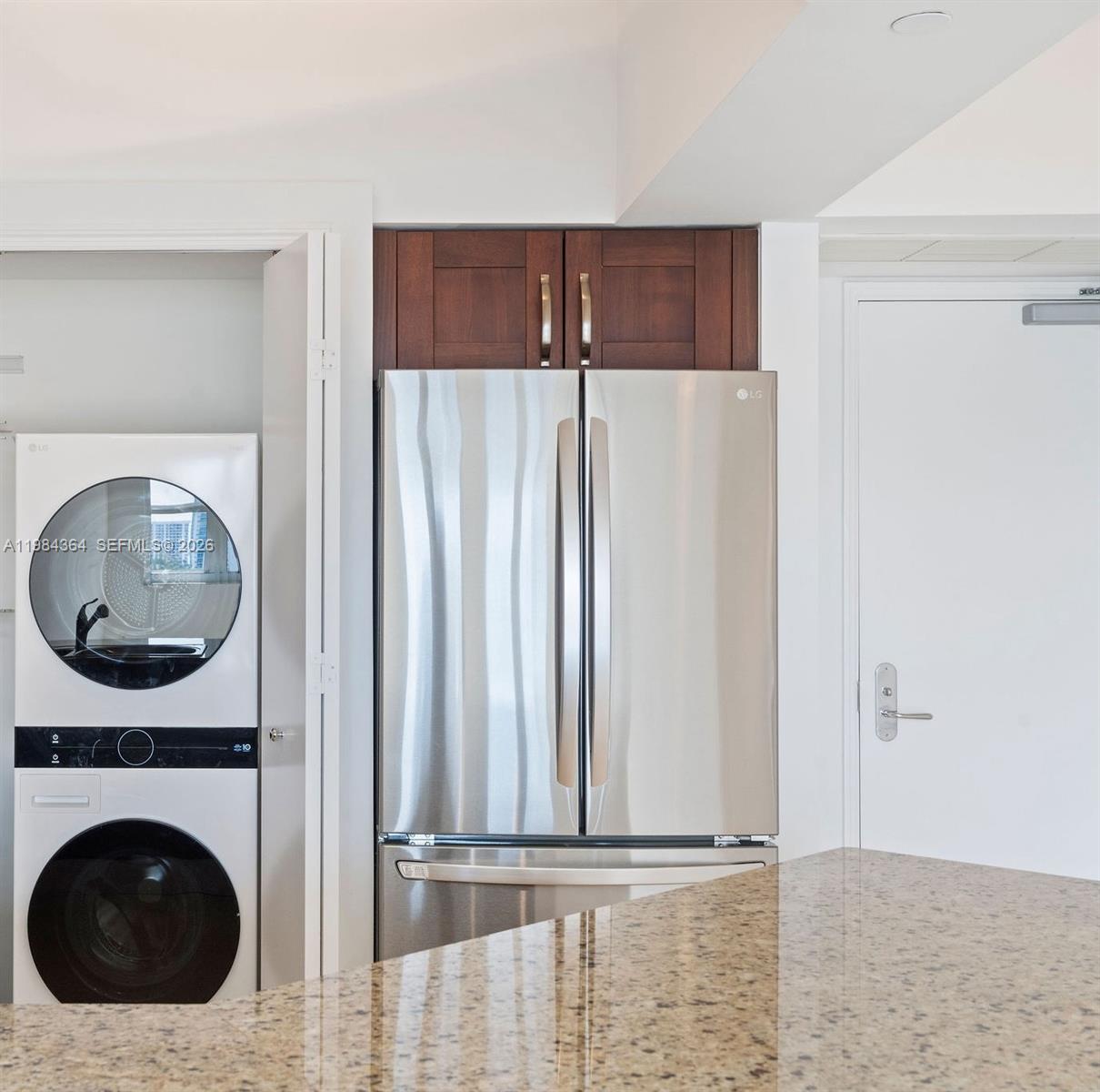 20000 E Country Club Dr #1109, Aventura FL 33180