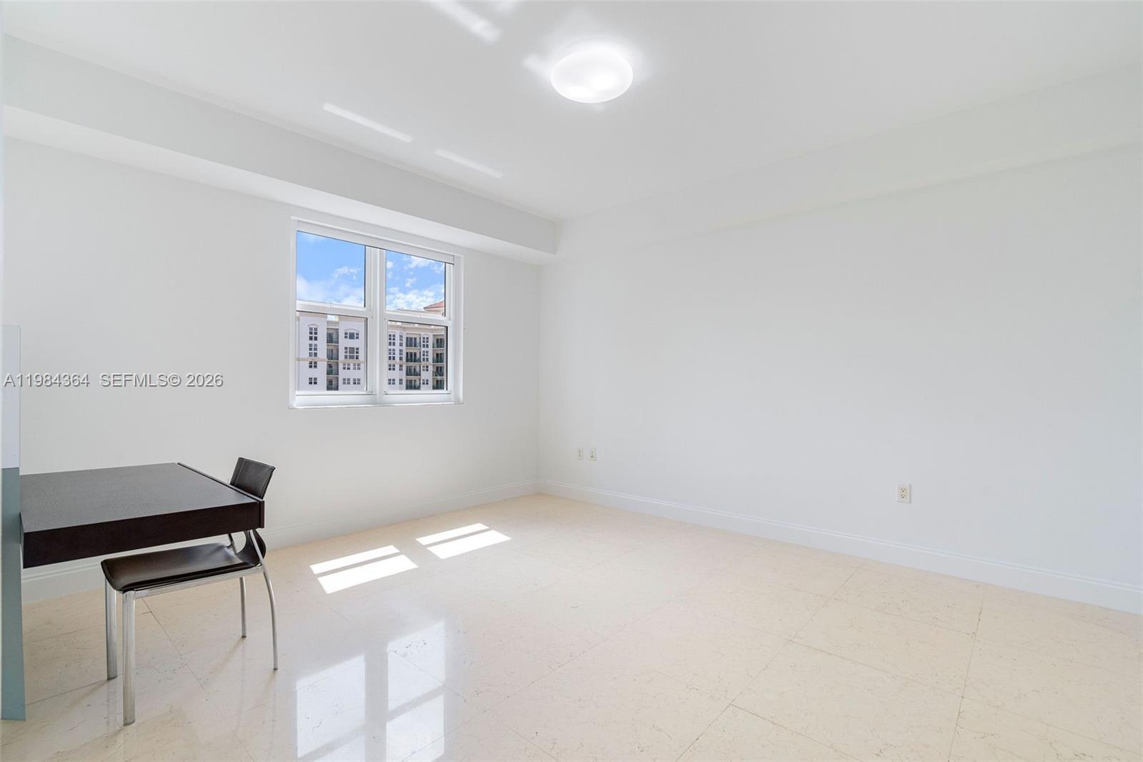 20000 E Country Club Dr #1109, Aventura FL 33180