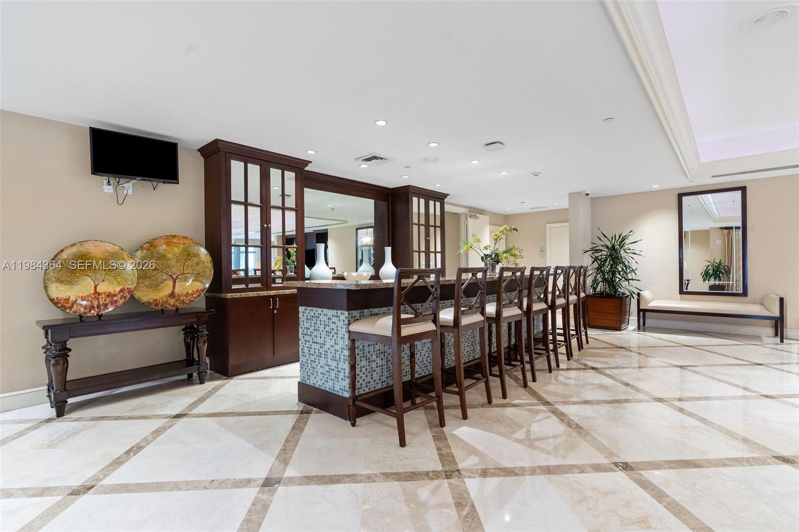 20000 E Country Club Dr #1109, Aventura FL 33180