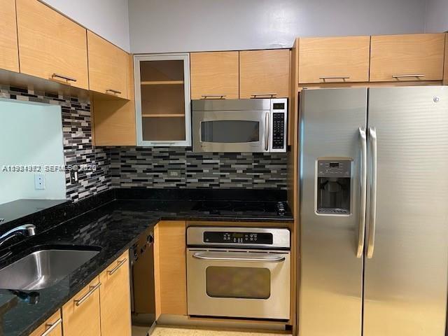 31 SE 5th St #1106, Miami FL 33131