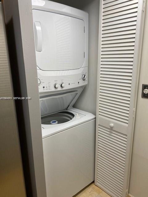 31 SE 5th St #1106, Miami FL 33131