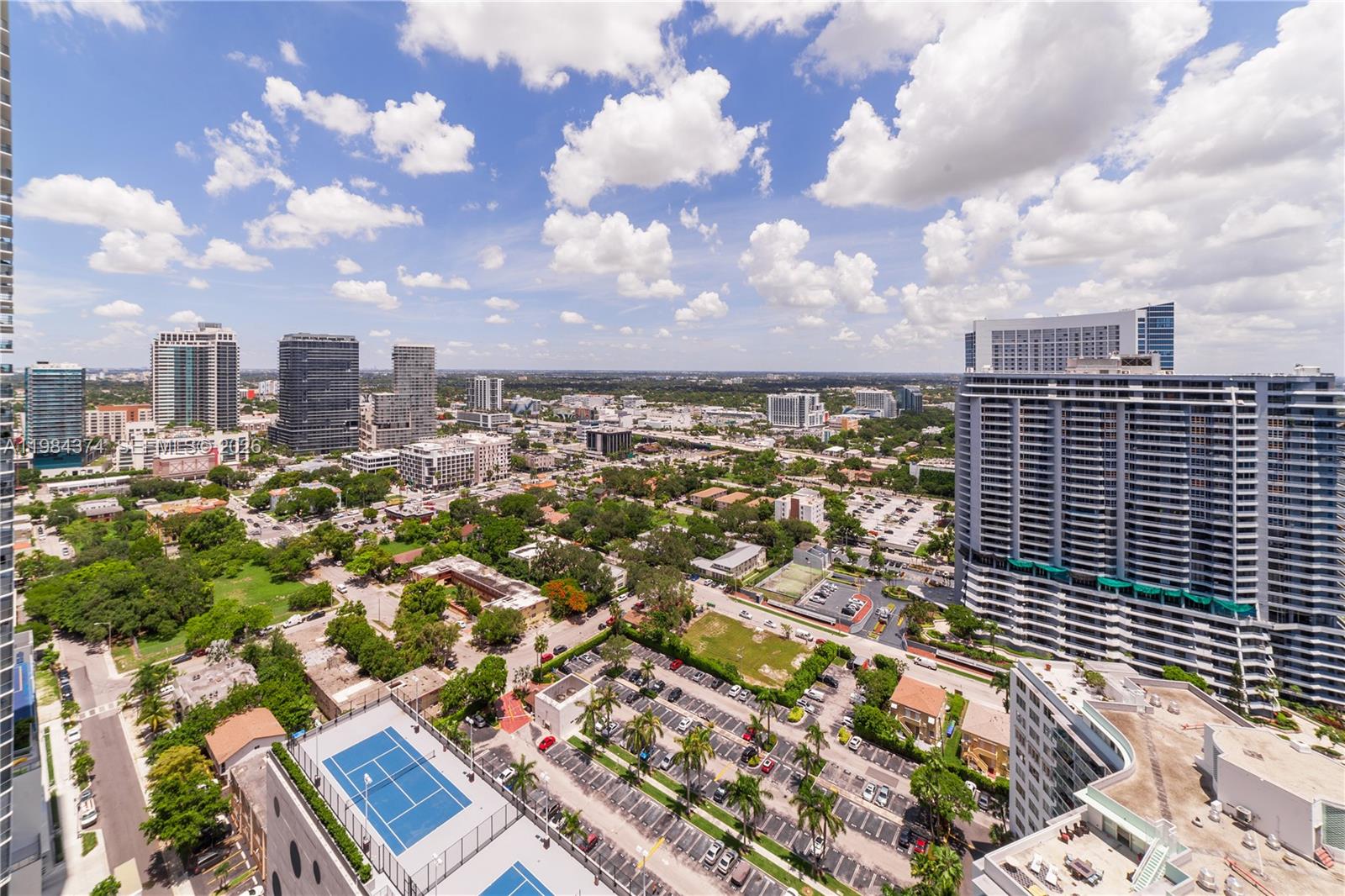 650 NE 32nd St #2808, Miami FL 33137